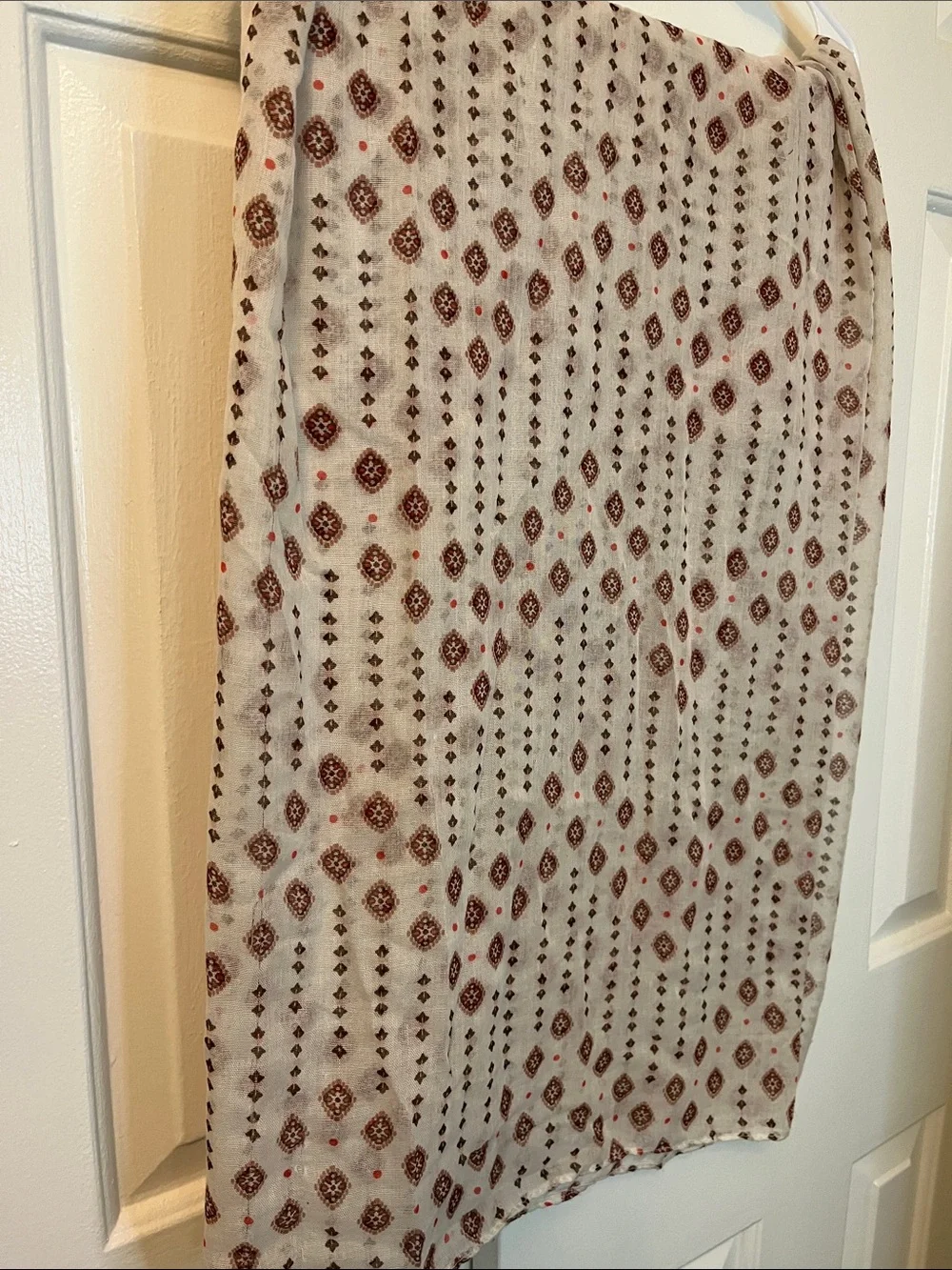 NWOT Large Square Cream Pink Patterned Infinity Scarf